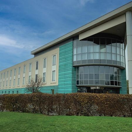 London Luton Vale Hotel Экстерьер фото