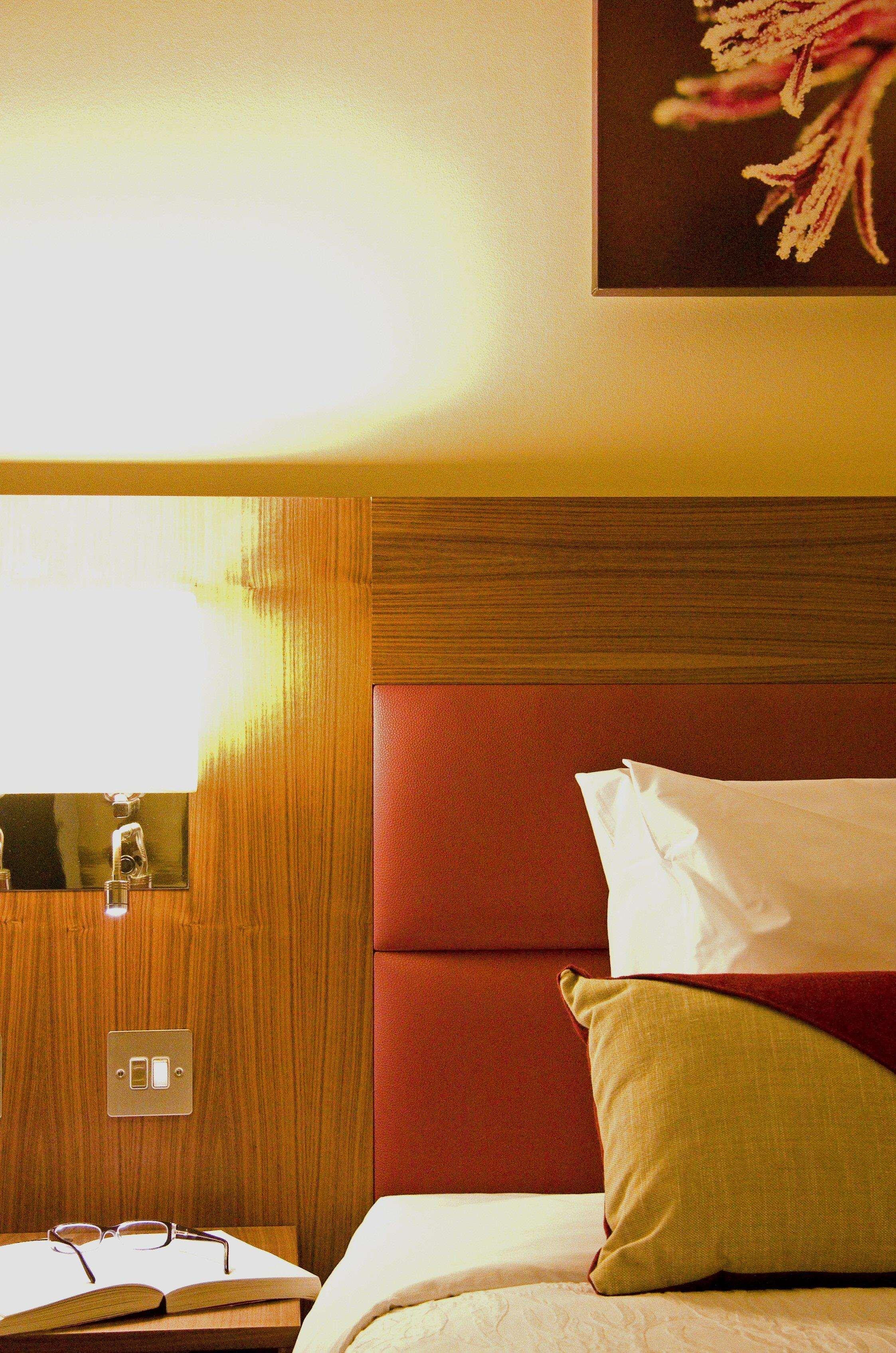 London Luton Vale Hotel Экстерьер фото