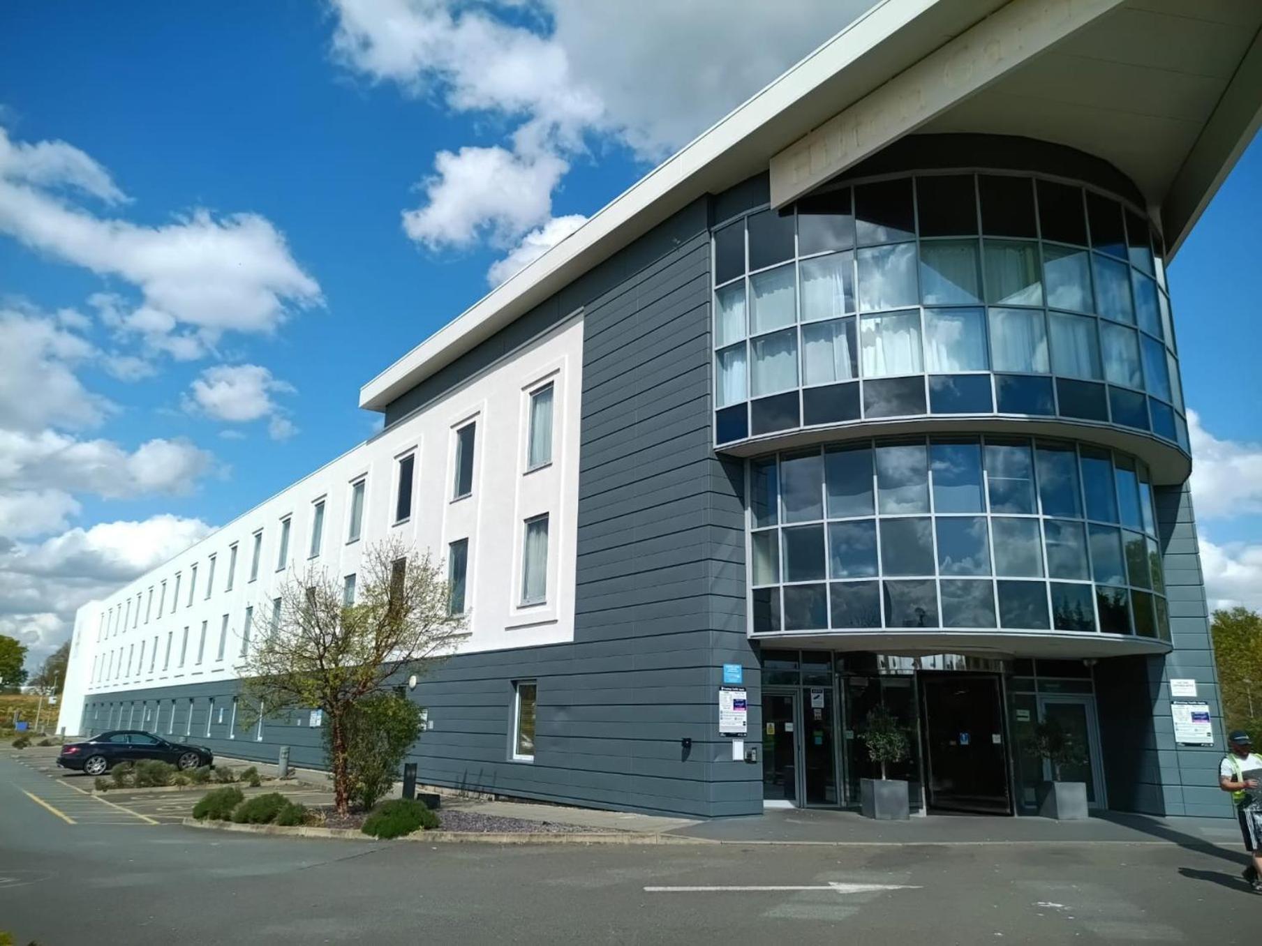 London Luton Vale Hotel Экстерьер фото